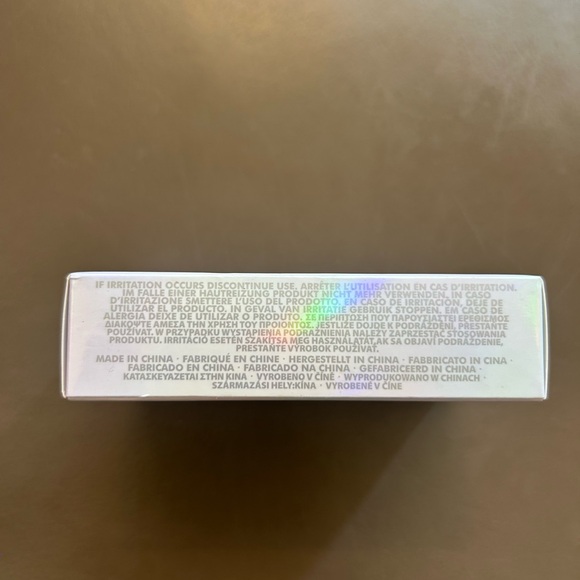 Claire's Daybreak Eyeshadow Palette - Pink, Orange, Gold - Picture 4 of 15